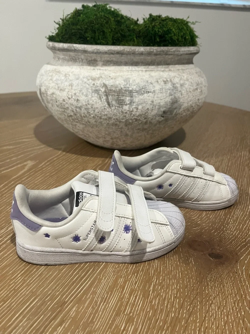Adidas toddler girl size 10 - Picture 3 of 7